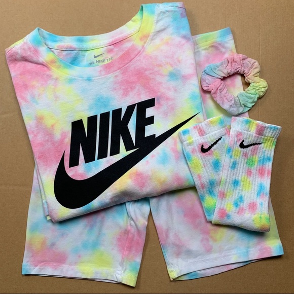 nike tie dye set